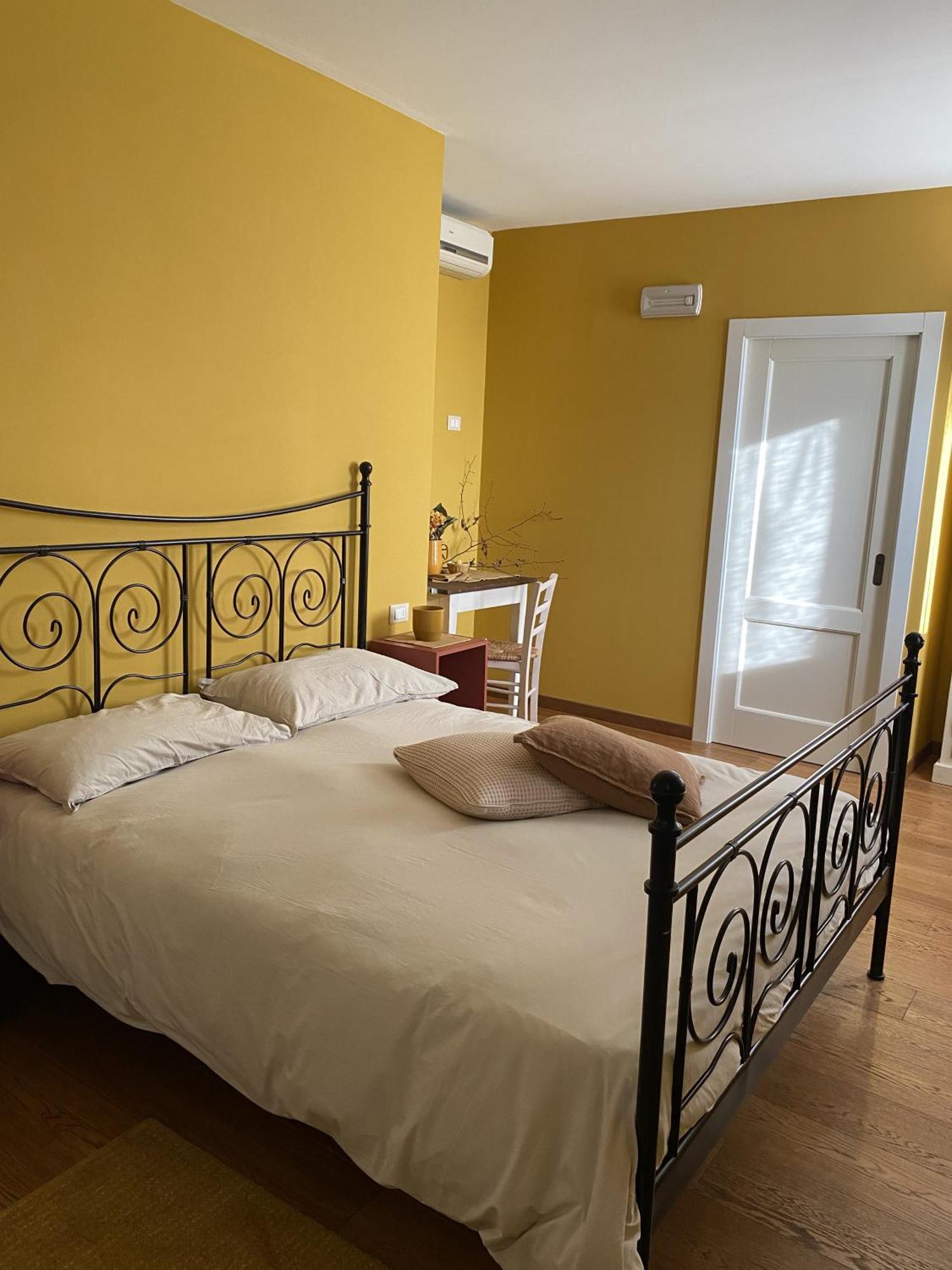 דולו B&B Melloni Street מראה חיצוני תמונה